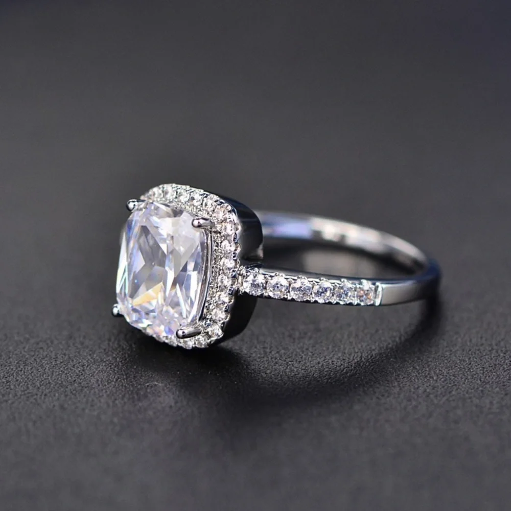 Diamond Princess Cut Simulated White Sapphire Ring, BEAUTIFUL RING, SHINY RING. - Picture 8 of 8